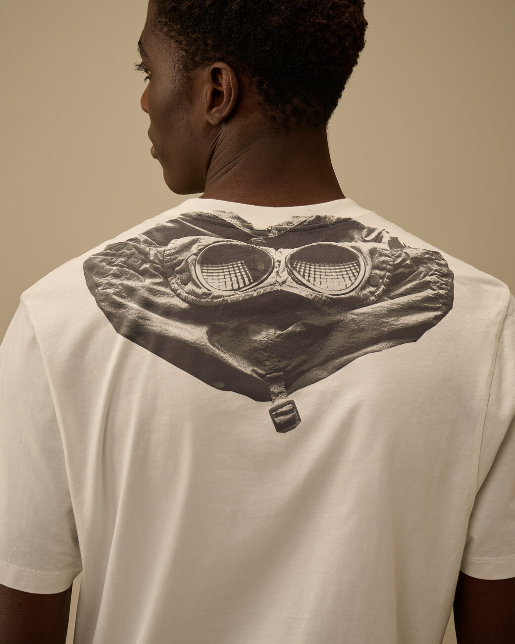 C.P. COMPANY Short Sleeve Goggle T-Shirt - Image 3